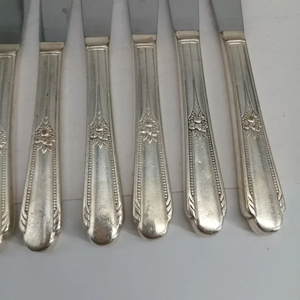 8X BK Wm Rogers 1937 Memory Hiawatha Butter Knives Silverplate Flatware